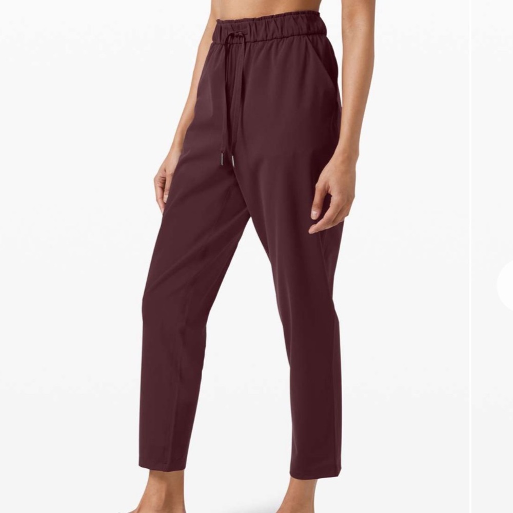 lululemon athletica Keep Moving Pant size 8 wine colour